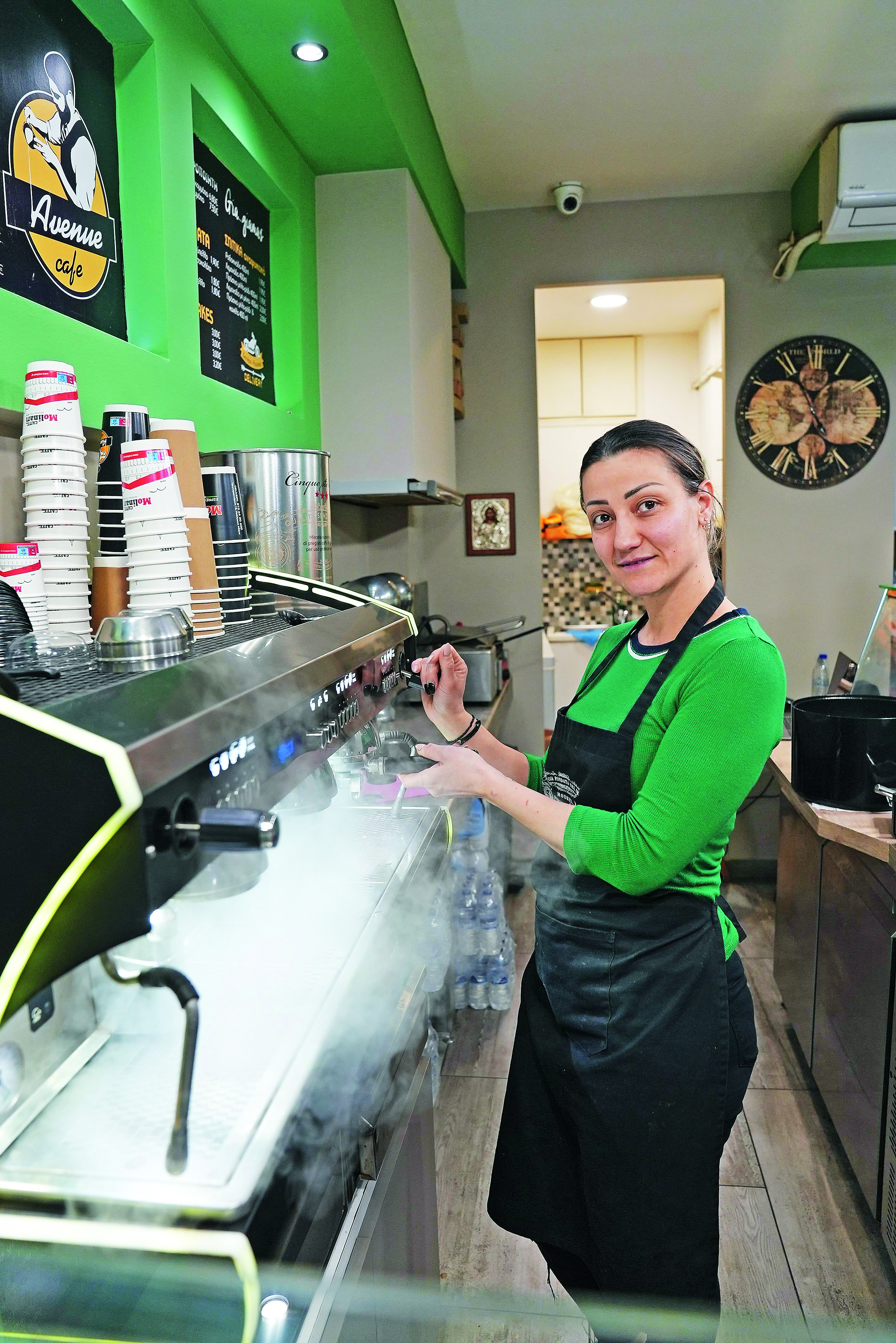 «Εχεις φαγωθεί να γίνεις Ελληνίδα;»-1