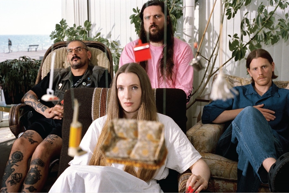 οι-dry-cleaning-φτιάχνουν-βαλίτσες-για-αθήνα-562308433