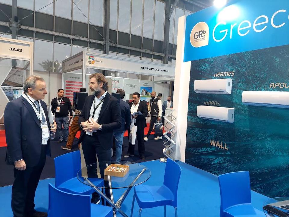 σαουδική-αραβία-δεκάδες-ελληνικές-ετ-562308544