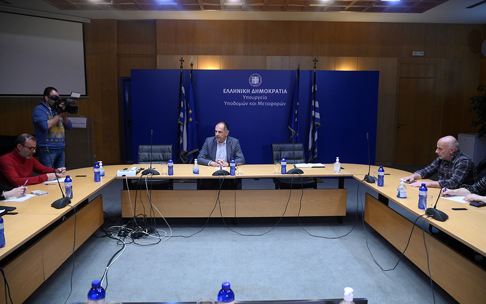 γεραπετρίτης-συνάντηση-με-τους-εργαζ-562321222