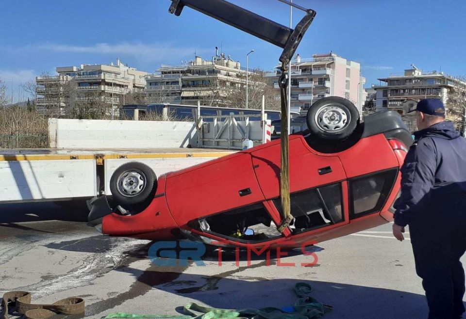 θεσσαλονίκη-αυτοκίνητο-βούτηξε-στ-562312726