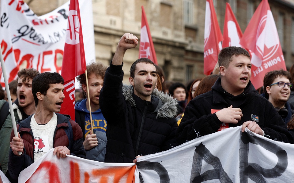 η-γαλλία-ετοιμάζεται-για-την-μητέρα-ό-562308457