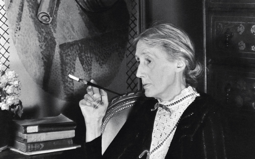 διαβάζουμε-γυναίκες-562308634