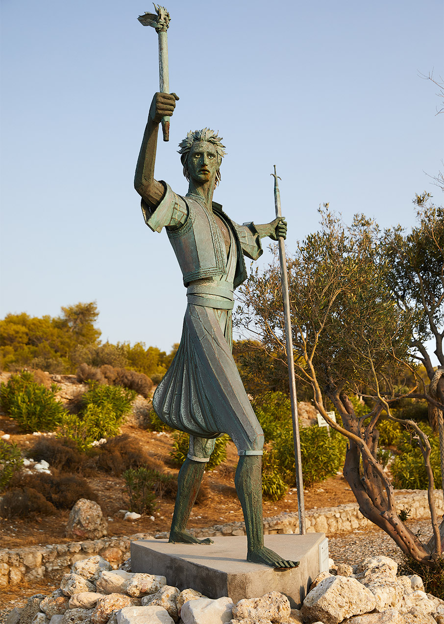 Σπέτσες: Πάσχα στο όμορφο νησί του Αργοσαρωνικού-3