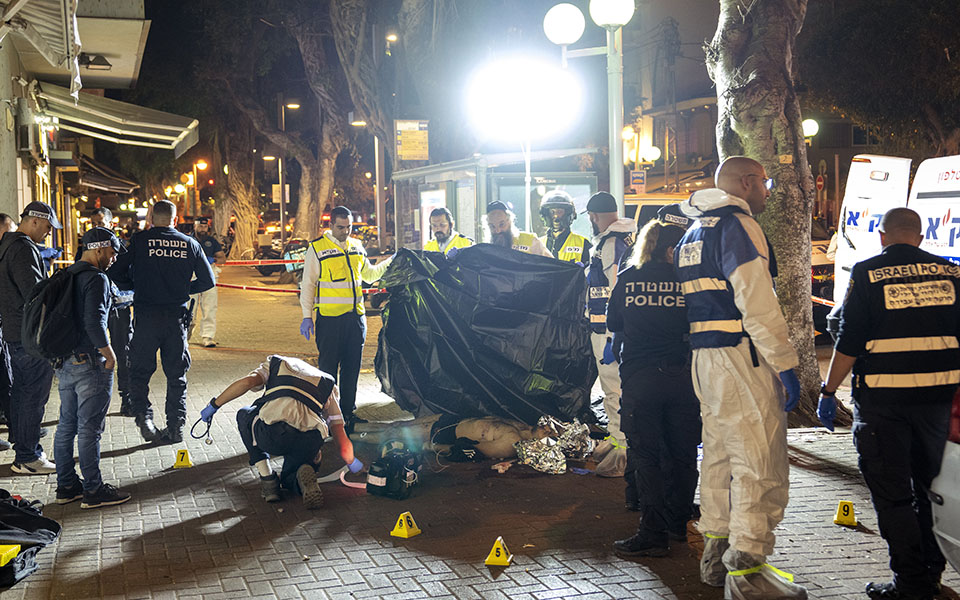 ισραήλ-επίθεση-ενόπλου-στο-τελ-αβίβ-562315126