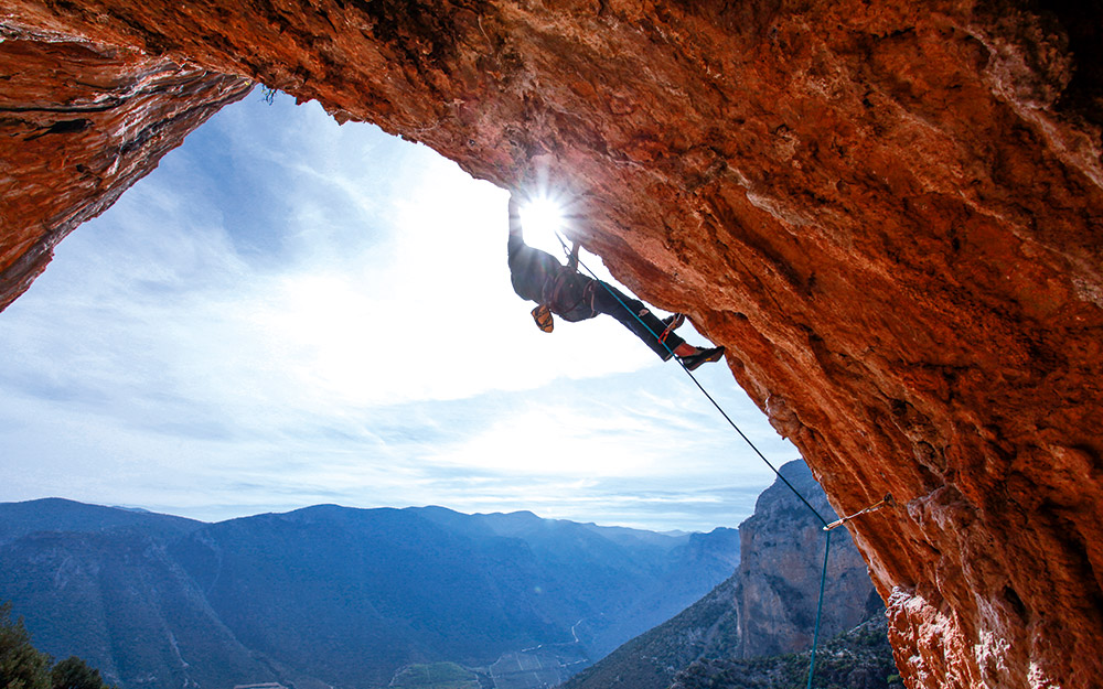 πάσχα-στο-λεωνίδιο-με-πρωταγωνιστές-τ-562344799