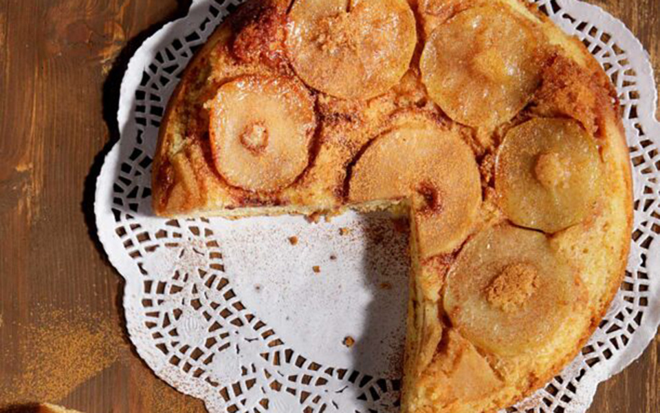 η-καλύτερη-ανάποδη-μηλόπιτα-που-έχετε-562347571