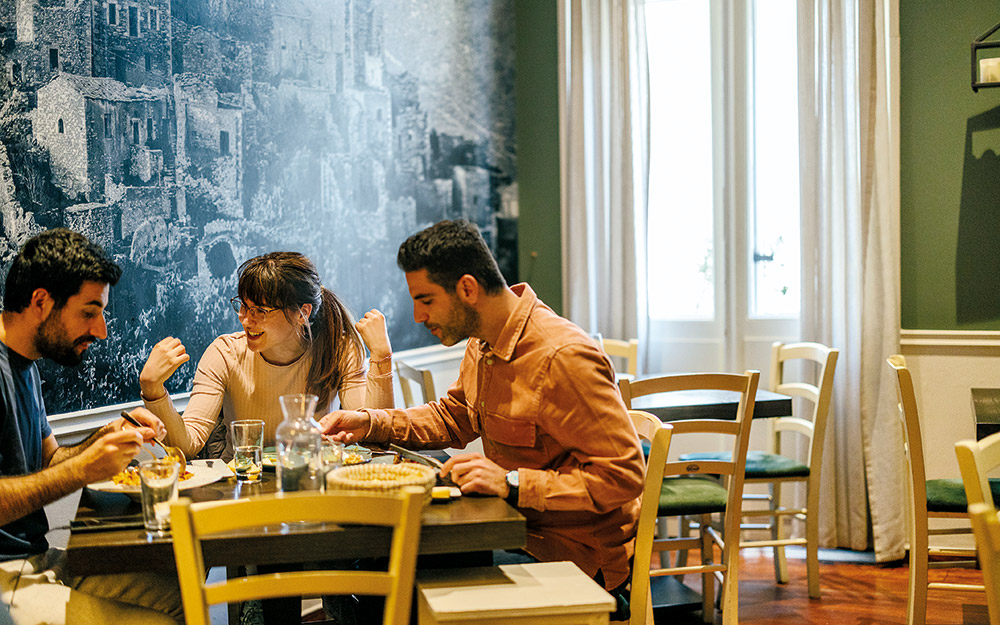 πού-βγαίνουμε-τις-κυριακές-562322317