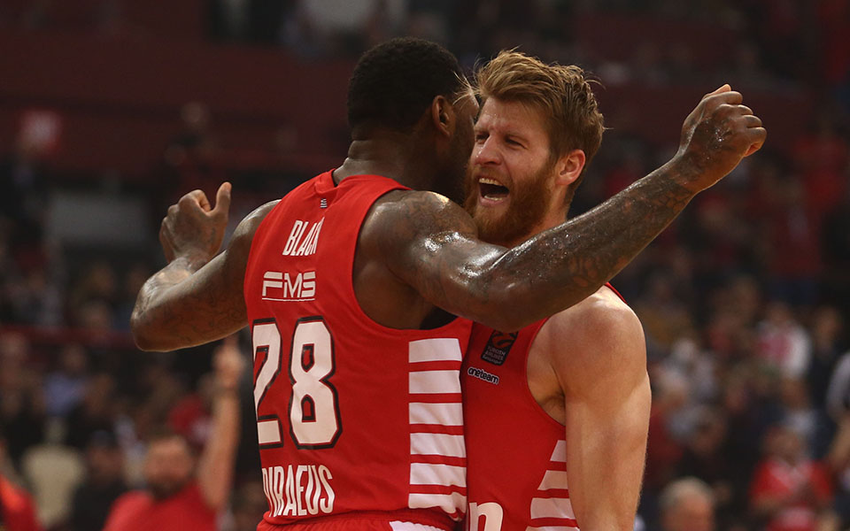 ευρωλίγκα-νίκη-στο-ντέρμπι-αιωνίων-562350145