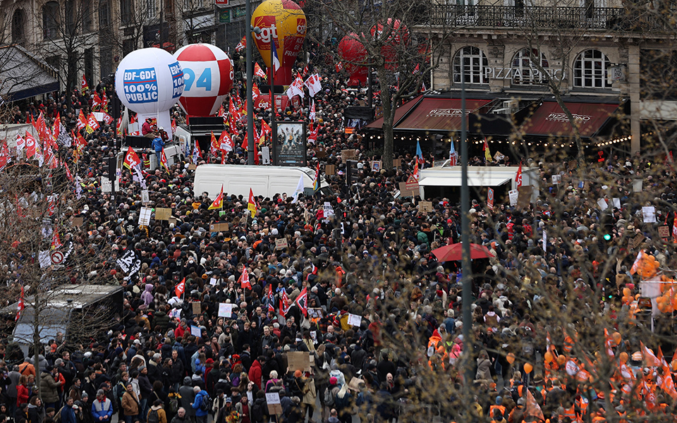 «Η Γαλλία είναι θυμωμένη» – Νέος κύκλος διαδηλώσεων και επεισοδίων-2