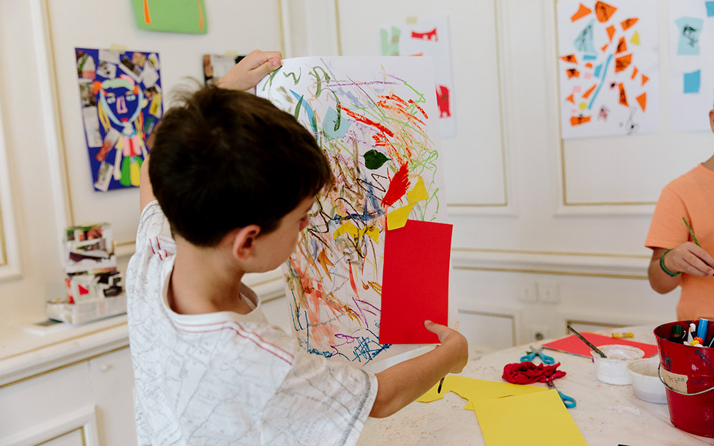 εκπαιδευτικά-προγράμματα-απριλίου-2023-σ-562339699