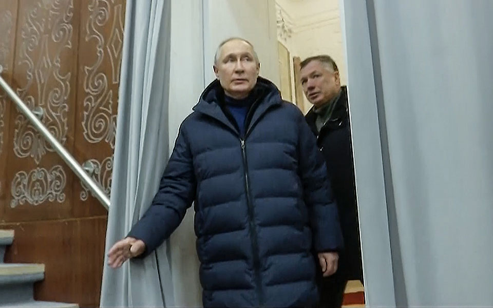 το-κίεβο-απαντά-στην-επίσκεψη-πούτιν-σ-562330090