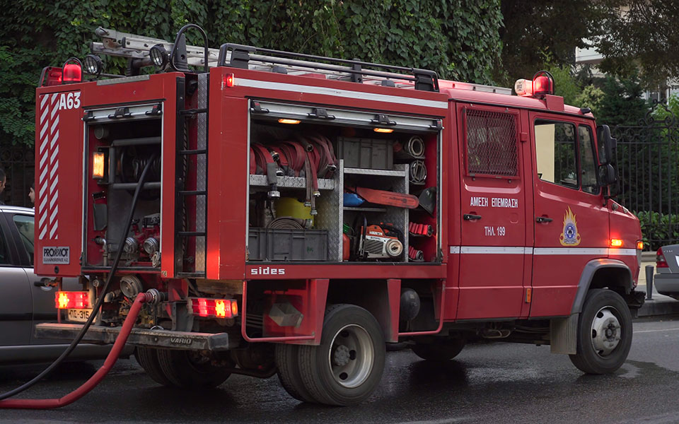 πυρκαγιά-σε-ισόγειο-διαμέρισμα-στον-κ-562307827