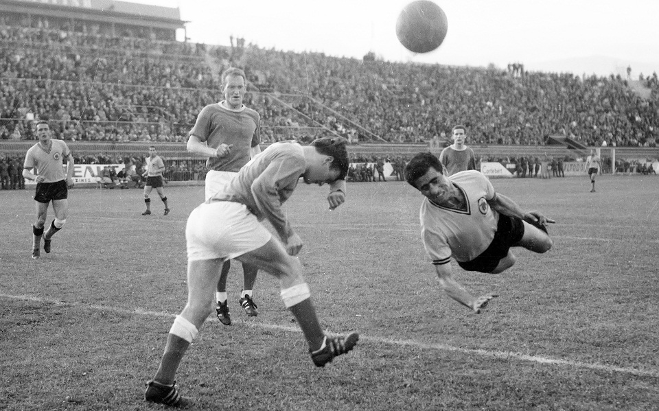 Μίμης Παπαΐωάννου: Ο κορυφαίος σκόρερ που δεν αποβλήθηκε ποτέ-1