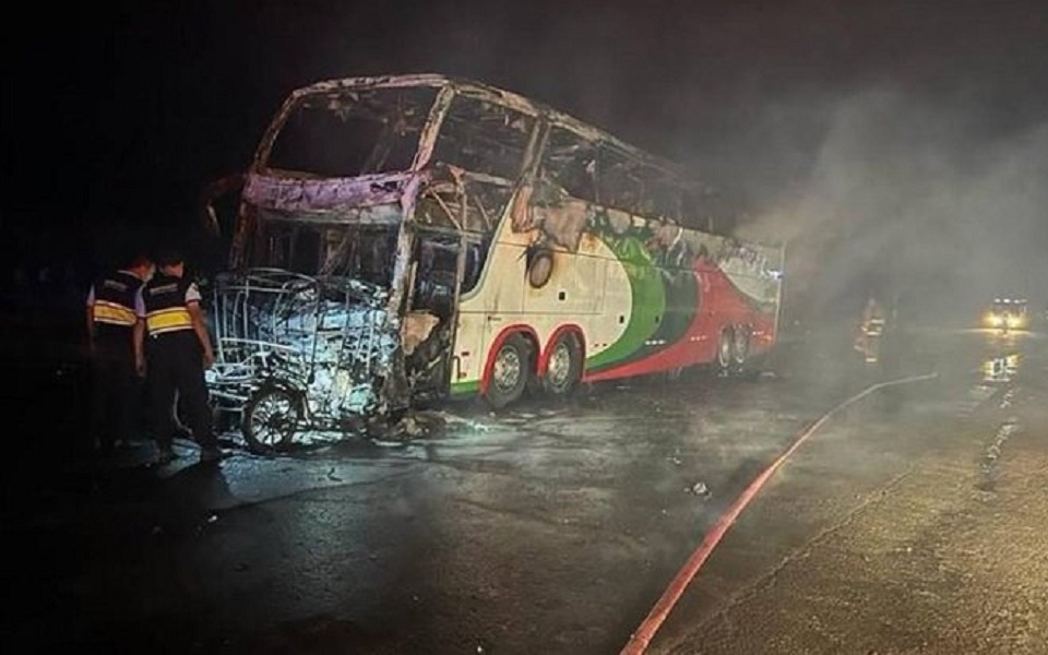 Περού: Τουλάχιστον 13 νεκροί σε σύγκρουση πούλμαν με μοτοταξί-1