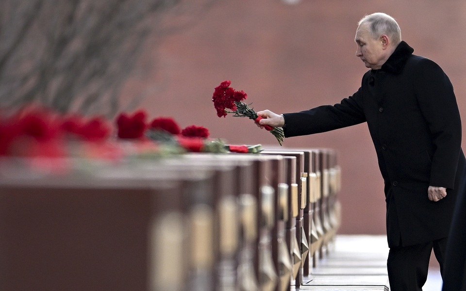 ουκρανία-σφοδρές-μάχες-για-το-κέντρο-τ-562320280