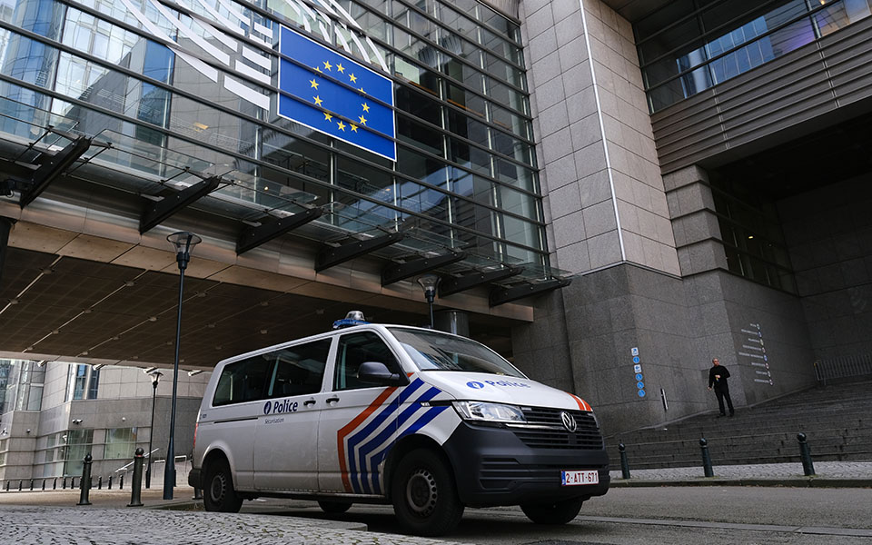 qatargate-ο-ανακριτής-κλεζ-θα-συνεχίσει-να-ηγε-562322968