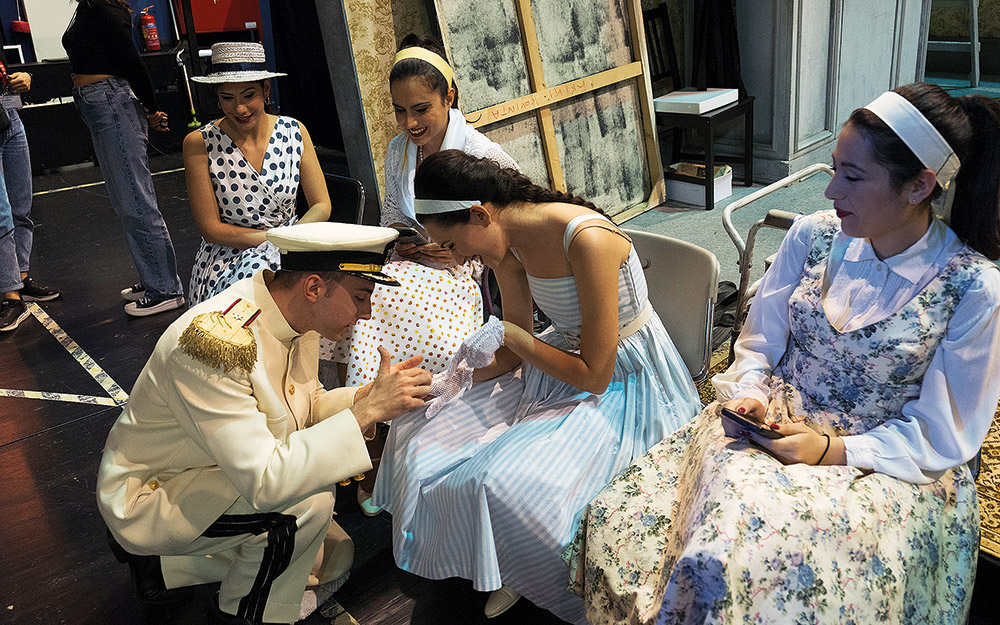 όπερα-βέρθερος-το-κ-στα-παρασκήνια-τ-562343269