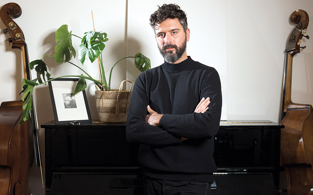 τζαζ-η-γλώσσα-του-πέτρου-κλαμπάνη-562302334