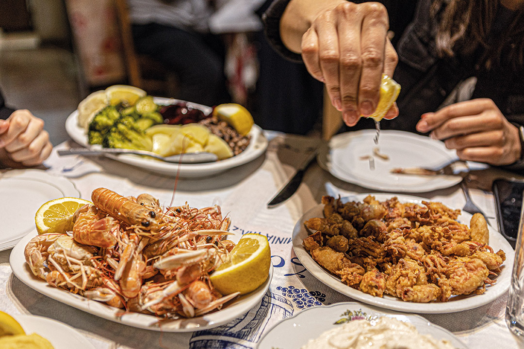 Πού θα φάτε τα καλύτερα θαλασσινά στον Πειραιά-4