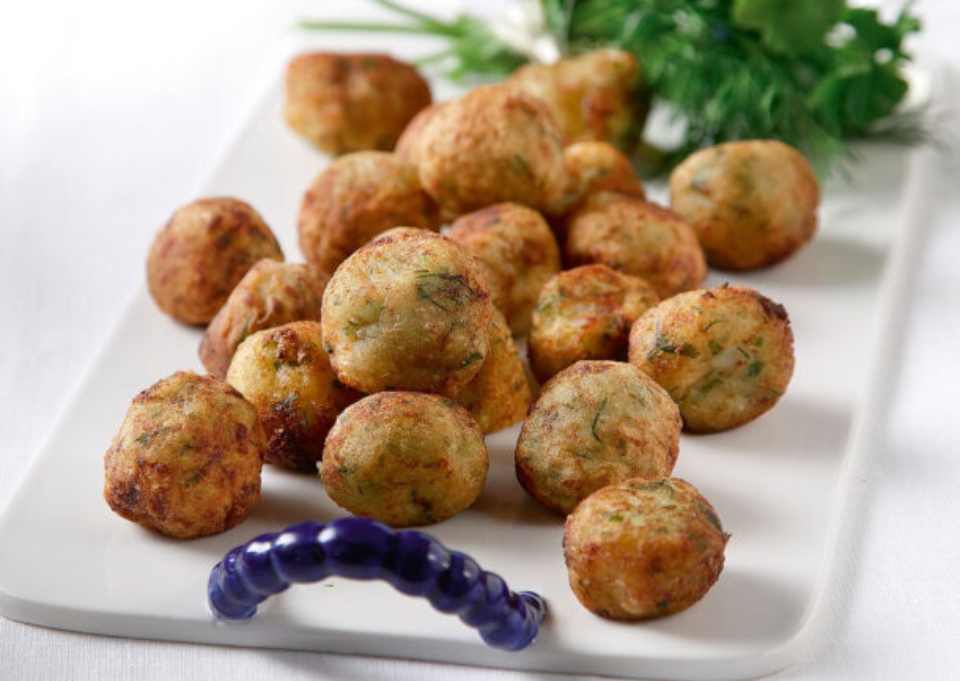 αφράτες-κροκέτες-μπακαλιάρου-με-άνηθ-562338919