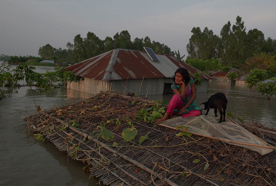 ο-άγγελος-ράλλης-καταγράφει-την-αργή-β-562312993