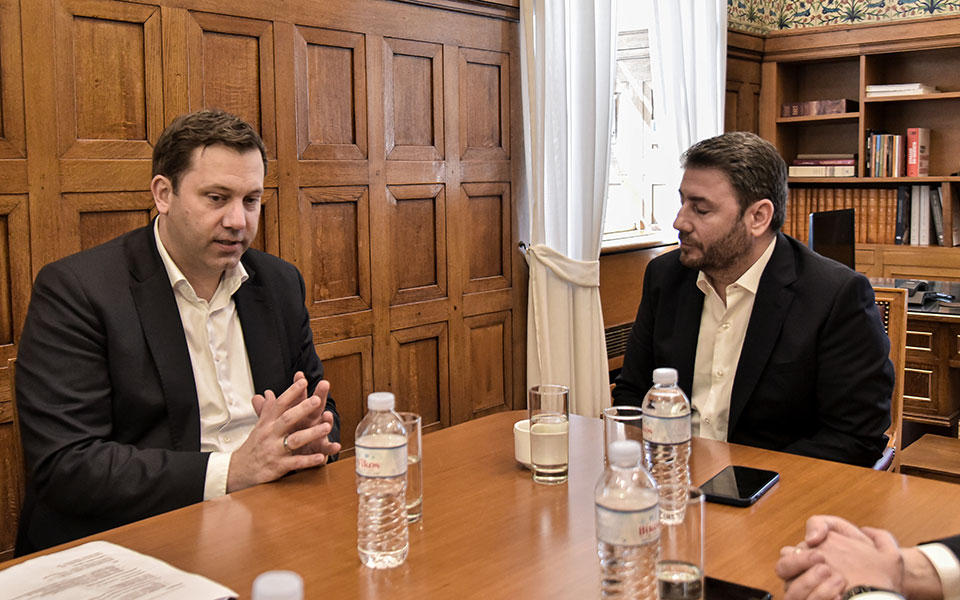 συνάντηση-ανδρουλάκη-με-τον-πρόεδρο-τ-562331029