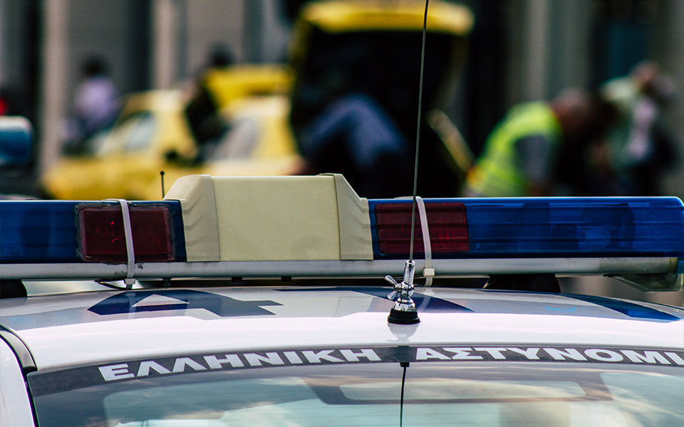 ανάβυσσος-ληστές-εισέβαλαν-σε-σπίτι-κ-562341004