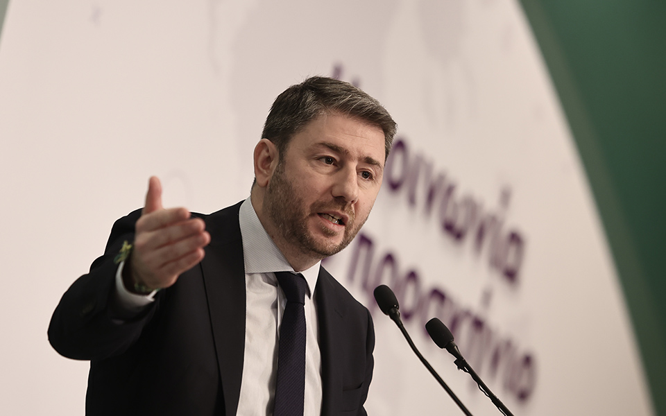 ανδρουλάκης-ο-ελληνικός-λαός-να-ακού-562321180