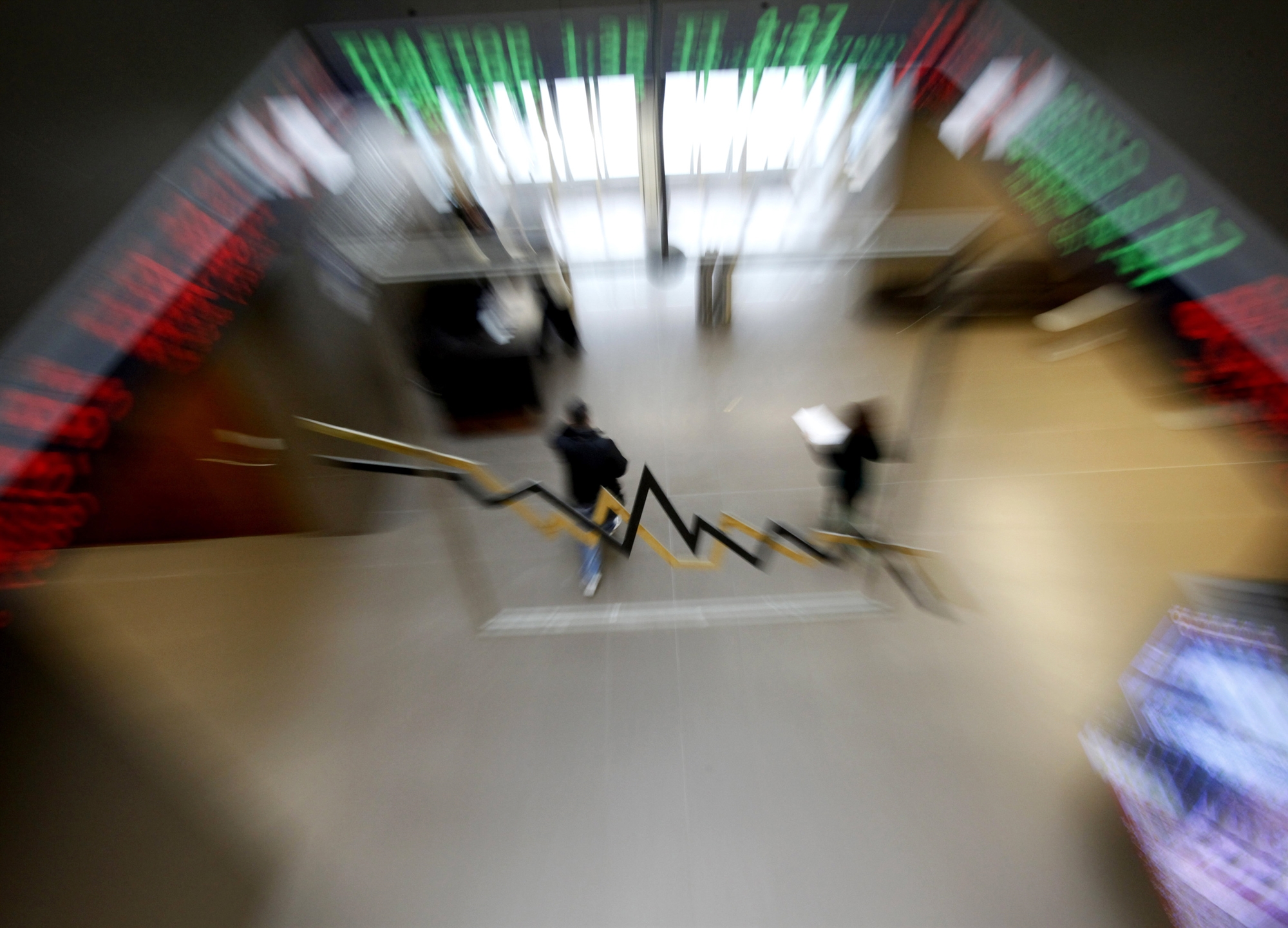 κέρδη-ρεκόρ-το-2022-για-τις-εισηγμένες-562342579