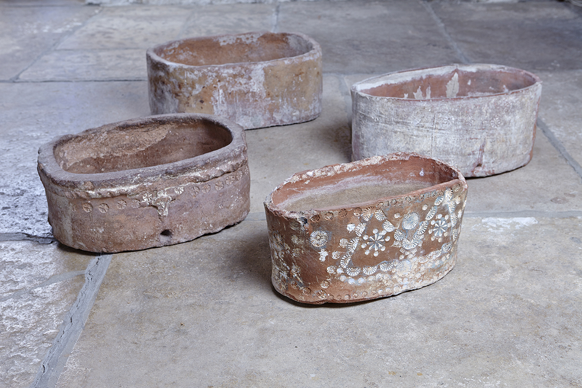 πιθάρια-άτρωτα-από-φαντάσματα-562318612