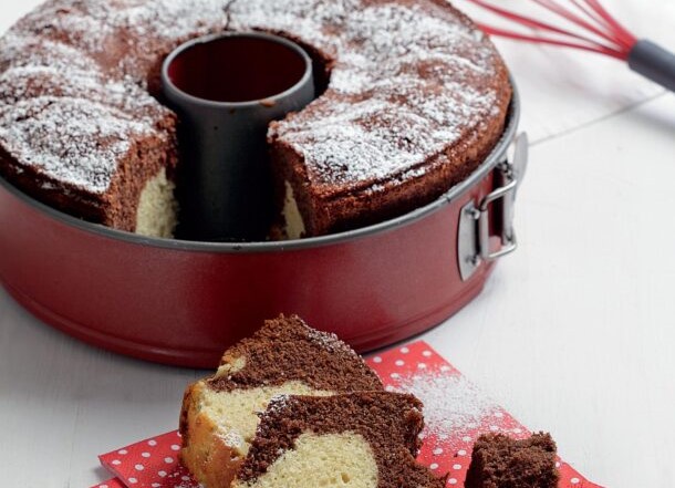 κέικ-βανίλια-κακάο-το-πιο-απλό-και-εύκο-562319704