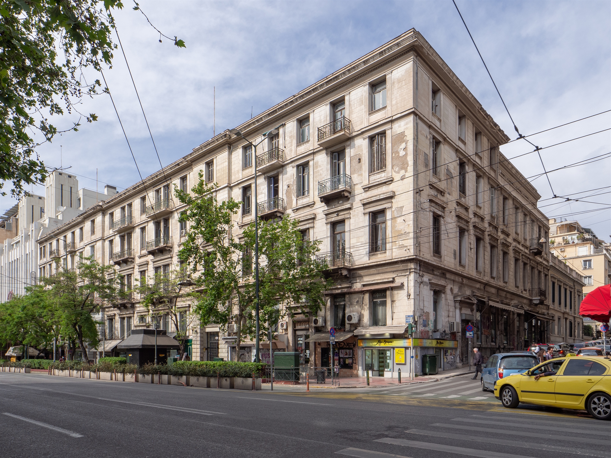 Δεύτερη ζωή σε πέντε εμβληματικά κτίρια-1