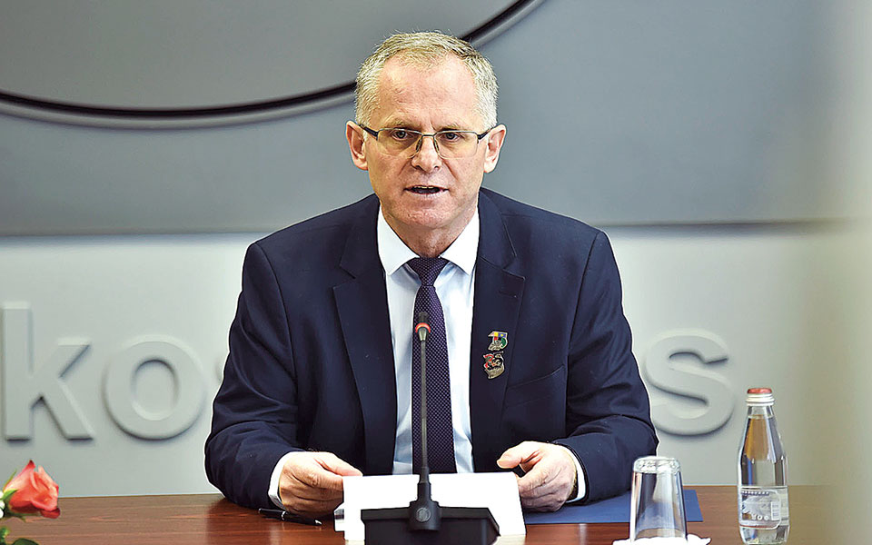 μπέσνικ-μπισλίμι-ευκαιρία-η-ελλάδα-να-562307164