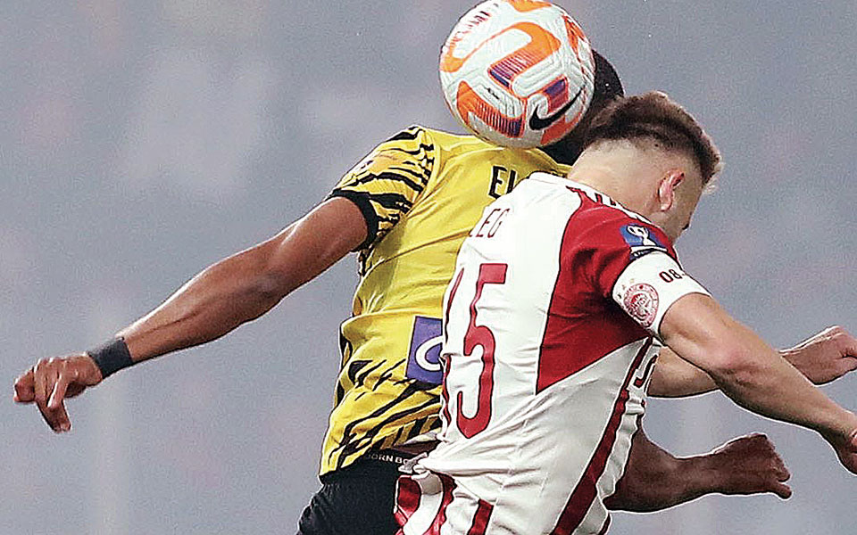 σούπερ-λιγκ-1-ανεβαίνει-το-θερμόμετρο-562318867