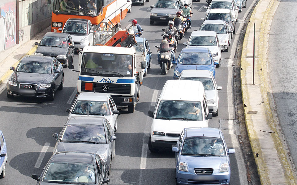 ε-ε-τέλος-η-βενζίνη-από-το-2035-562344679