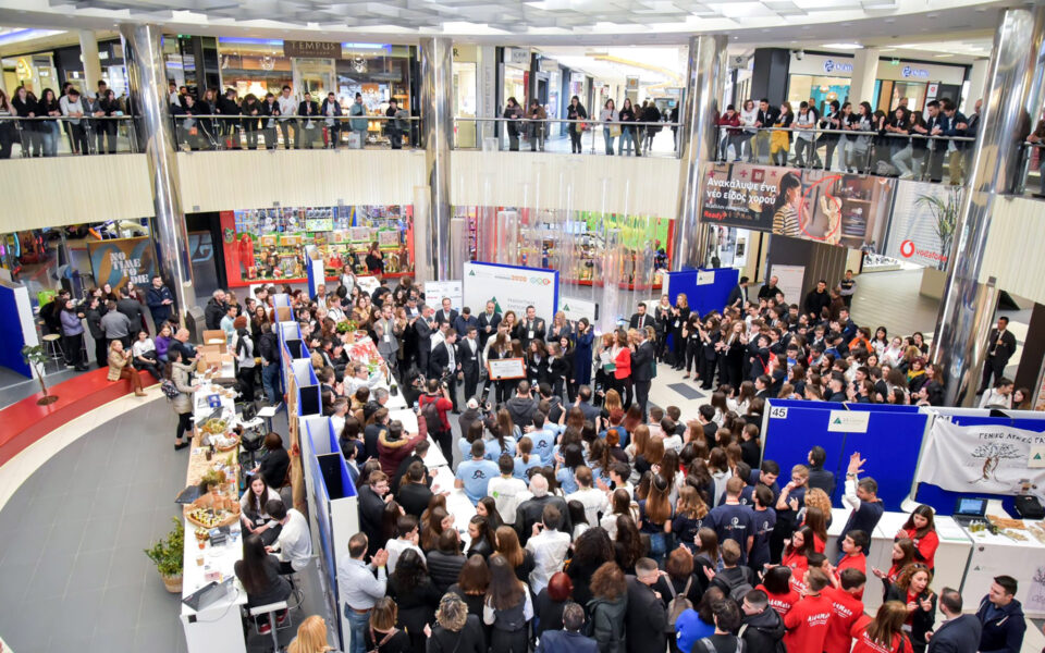 Οι μαθητές του Πειραματικού Λυκείου του Πανεπιστημίου Μακεδονίας καινοτομούν-1