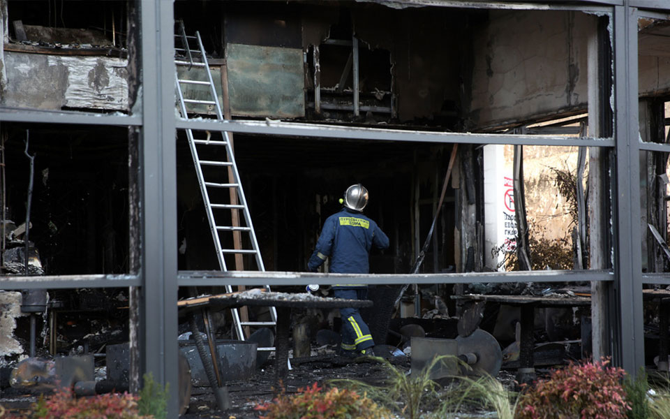 νέα-σμύρνη-η-μαρτυρία-για-εμπρησμό-στο-562338820