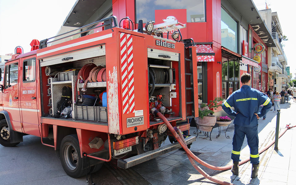 φωτιά-τώρα-σε-διαμέρισμα-στο-χαϊδάρι-562308265