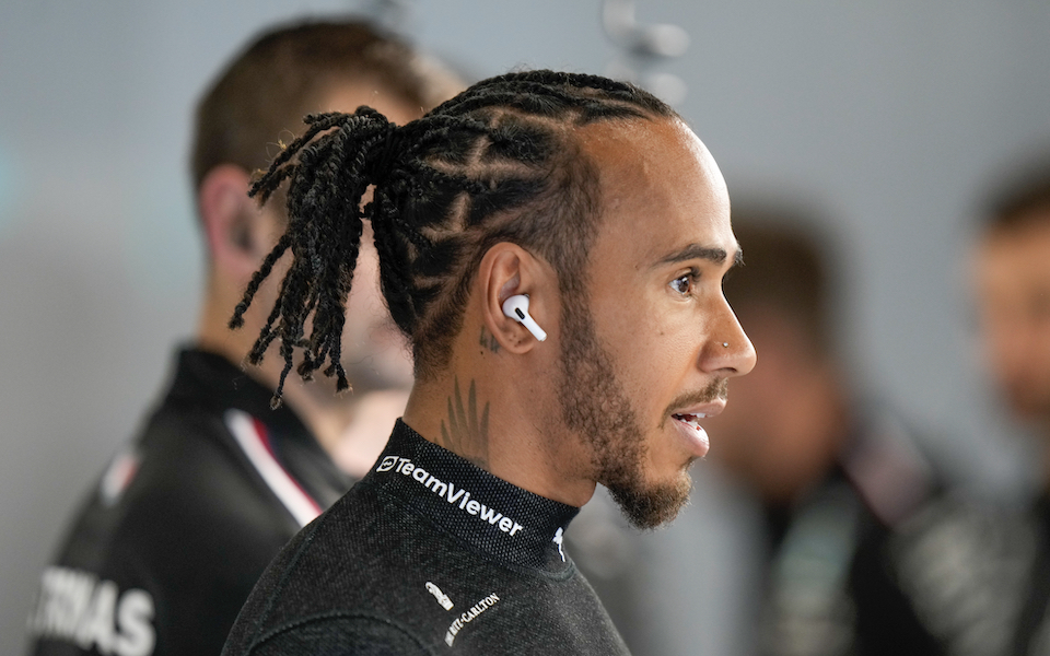 λιούις-χάμιλτον-το-μονοθέσιο-της-red-bull-εί-562331101