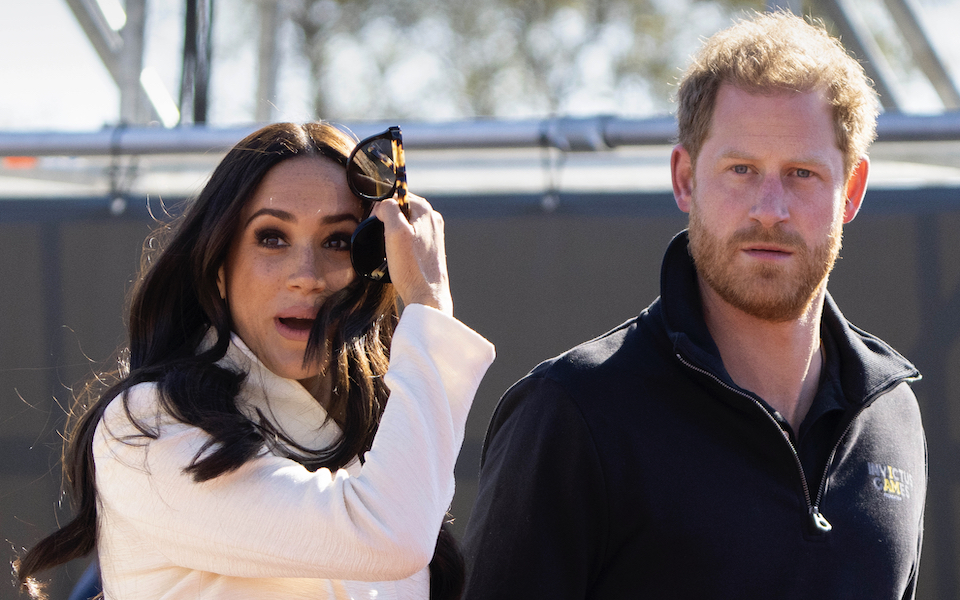 το-παλάτι-ζήτησε-από-τον-χάρι-και-τη-μέγ-562303120