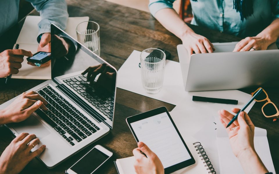 η-καινοτομία-μονόδρομος-ανάπτυξης-562329616