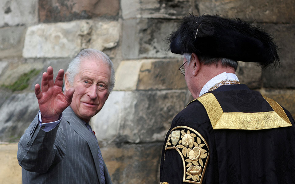 βασιλιάς-κάρολος-πρώτες-επίσημες-επι-562304941