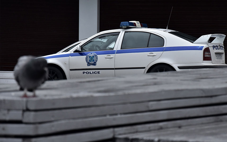 νέα-φιλαδέλφεια-χειροπέδες-σε-41χρονο-γ-562308445