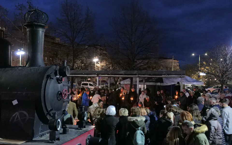 σιωπηρή-κραυγή-στη-λάρισα-θέμα-τ-562305163