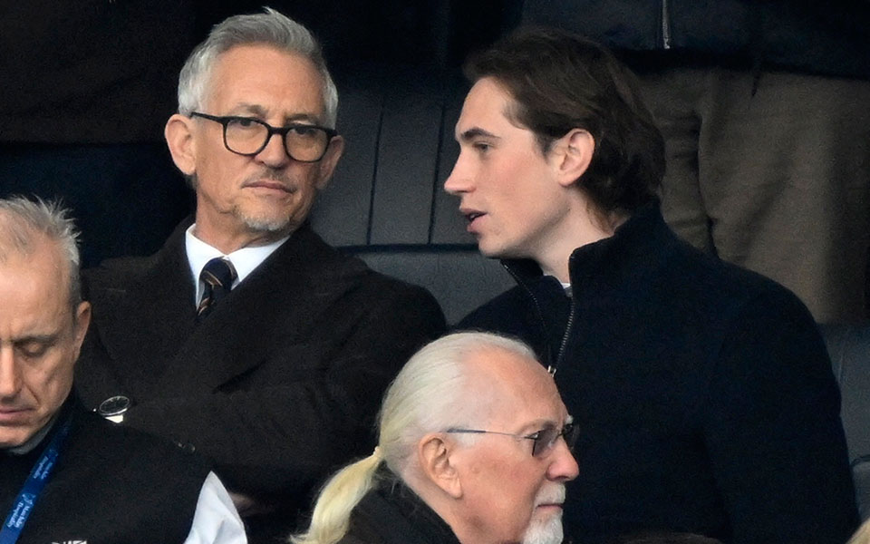 βρετανία-τυφώνας-λίνεκερ-παρασύρε-562319617