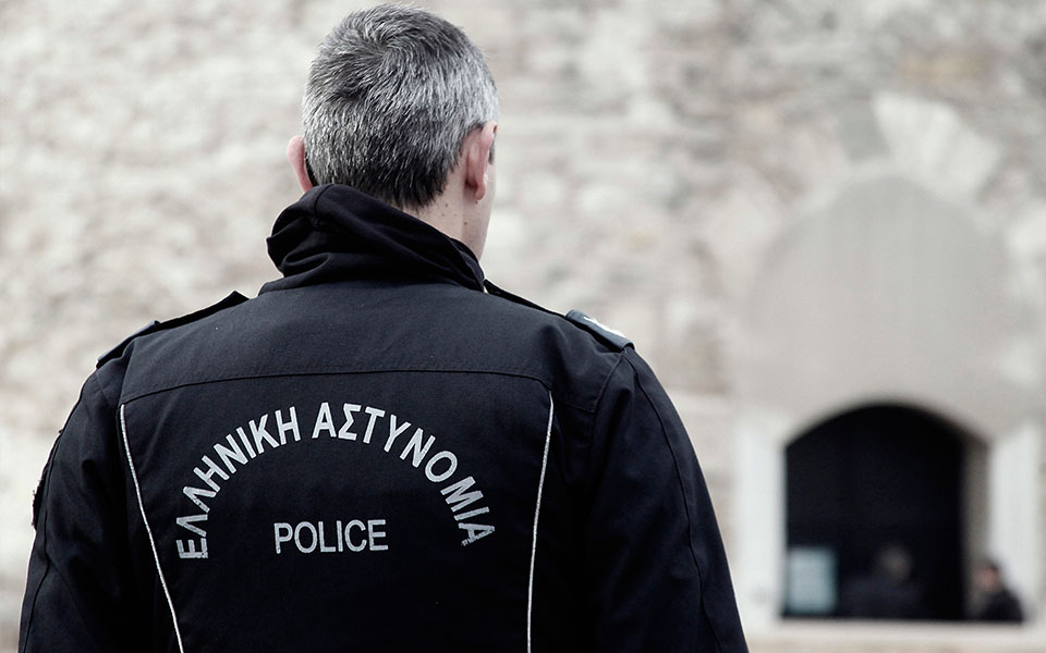 άγιος-παντελεήμονας-στο-νοσοκομείο-21χ-562304581