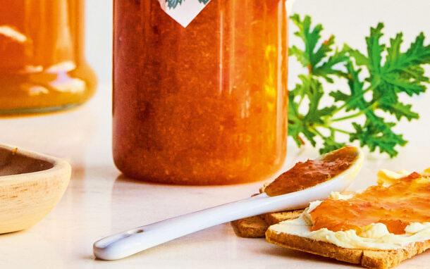 μαρμελάδες-κομπόστες-γλυκό-του-κουτα-562330384