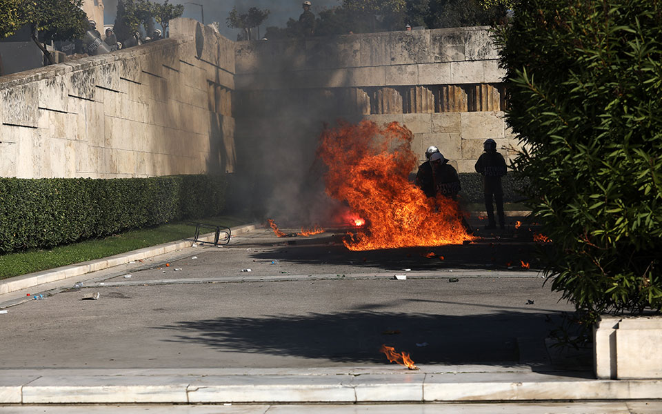 Τραγωδία στα Τέμπη: Μεγάλες κινητοποιήσεις σε όλη τη χώρα-13