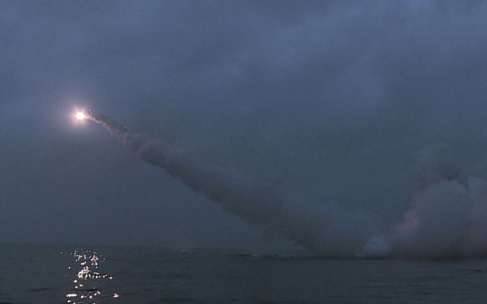 μεγάλα-στρατιωτικά-γυμνάσια-ηπα-και-ν-562320493